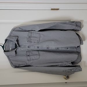 GAP Gray Casual Button Down Shirt